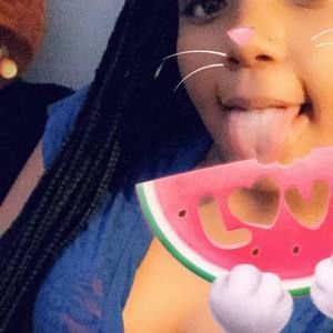 Meet your Posher, Cierra